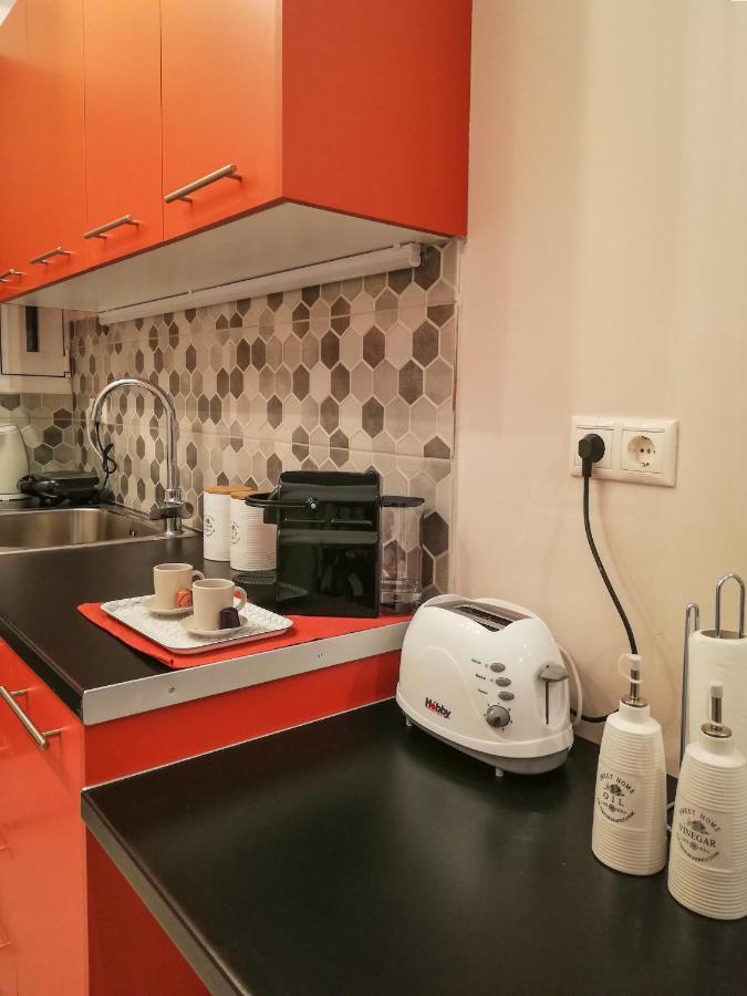 Stylish Modern Studio In The Heart Of Ateny Zewnętrze zdjęcie