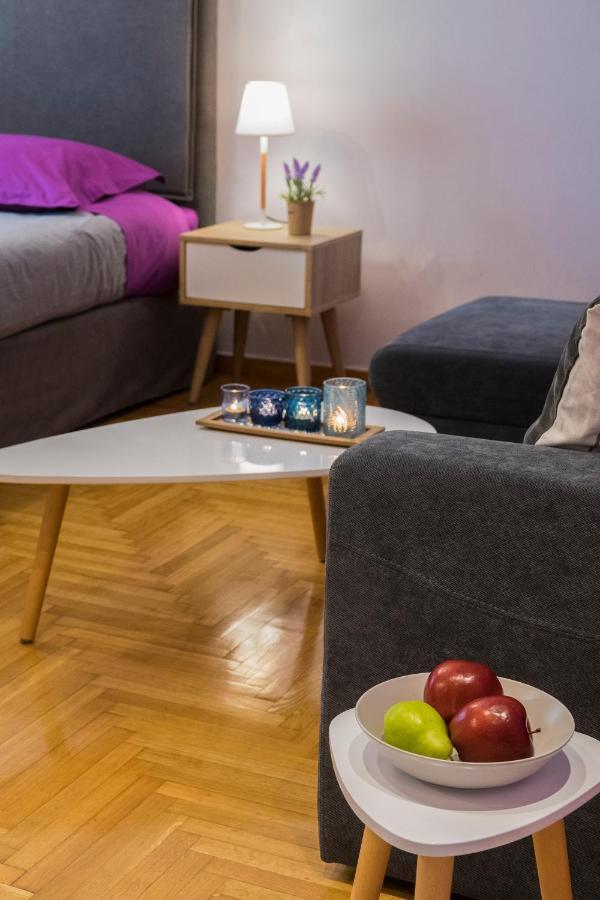 Stylish Modern Studio In The Heart Of Ateny Zewnętrze zdjęcie